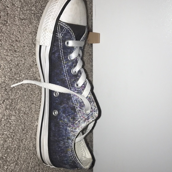 Converse Low Top - Picture 2 of 3